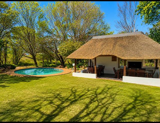 BUSINESS FOR SALE IN DIE HOEWES